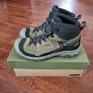 Keen Targhee IV Mid WP Dark Olive Gold Flame Mens Hiking Boots Size 10.5